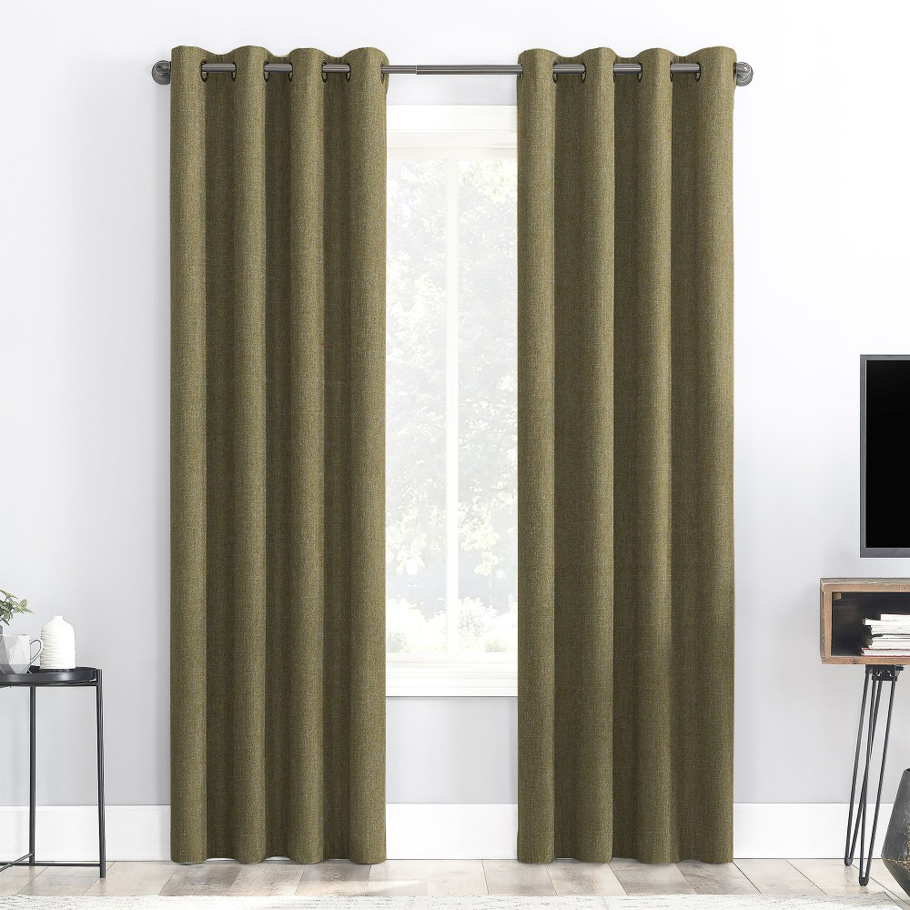 Rusty Solid Green Polyester Blackout Curtain (2 Panels)